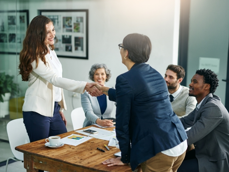 M&A Team bei Deal-Analyse
